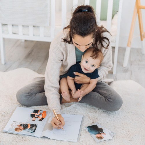 Pearhead Hello Baby Babybook dnevnik dragocenih spominov